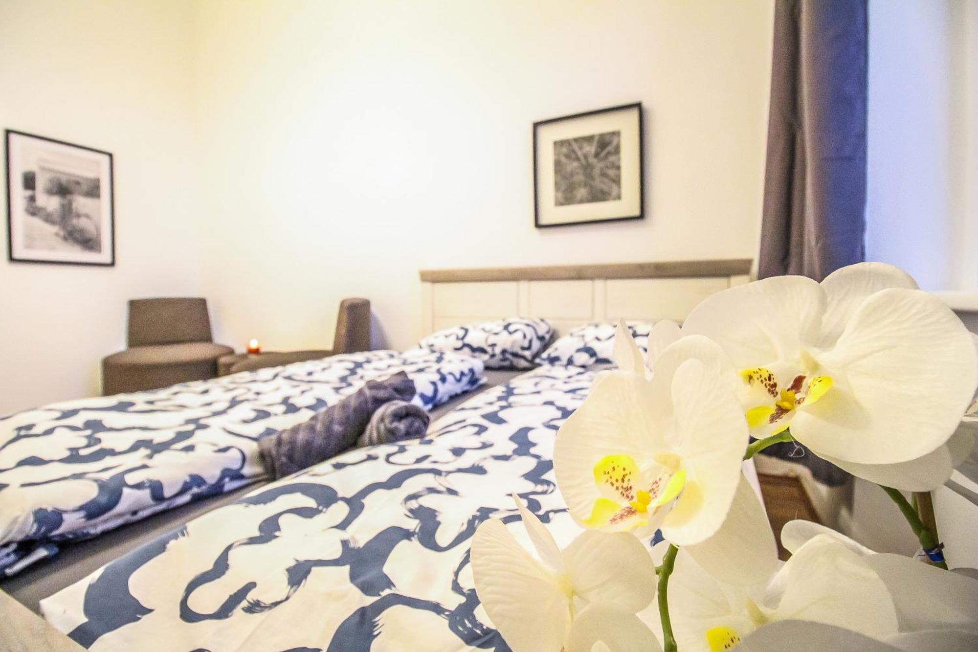 Comfortable Accommodations In The Alterlaa Area Lv6 Wien Exteriör bild